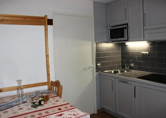 Reine Blanche - 2 Pieces Pour 4 Personnes Expose Sud Ouest Mae-7736